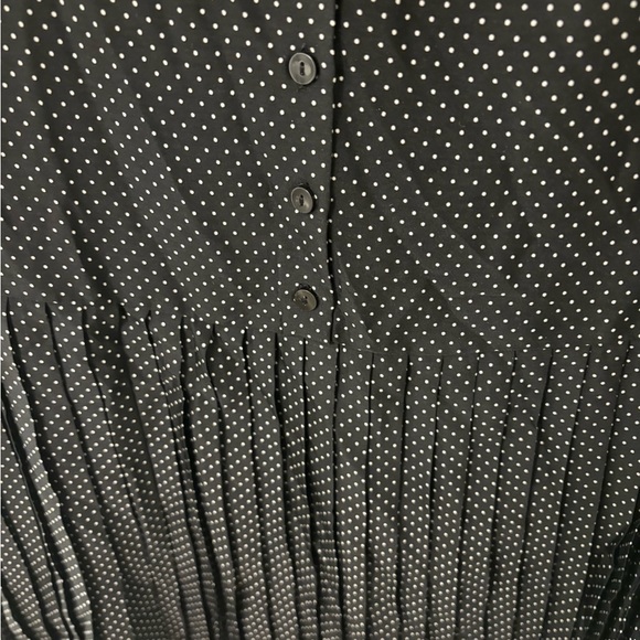 Polka dot pleated dress - Picture 3 of 4